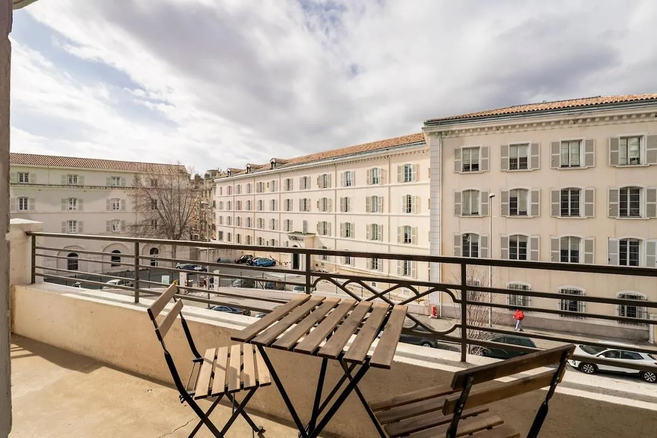 Les Lofts De Saint Clair Un Balcon A Toulon Centre Ville, Marche Provencal, 4Ch Avec Bureau Et Connexions Wifi Haut Debit, Clim, 5 Smart Tv, 2 Salles D'Eau, 2Wc, 8 Pax Max, Tout A Pied