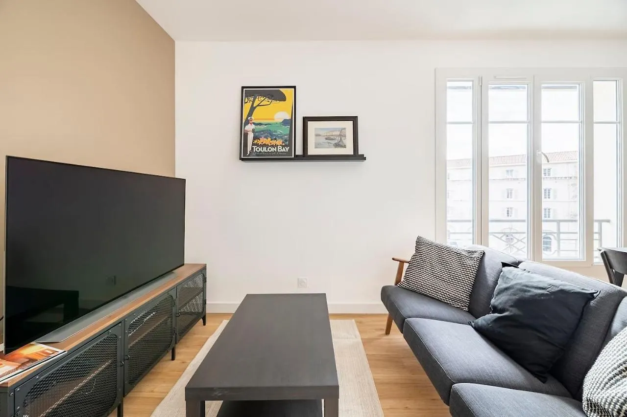 Les Lofts De Saint Clair Un Balcon A Toulon Centre Ville, Marche Provencal, 4Ch Avec Bureau Et Connexions Wifi Haut Debit, Clim, 5 Smart Tv, 2 Salles D'Eau, 2Wc, 8 Pax Max, Tout A Pied 0*,  فرنسا